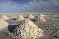 Altiplano; Cordillère des Andes; Salar d'Uyuni; exploitation du sel; Bolivie 
 Altiplano 
 Cordillère des Andes 
 Salar d'Uyuni 
 exploitation du sel 
 Bolivie  