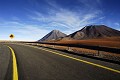 Désert d'Atacama - route de Paso Jama - Volcan Licancabur (alt. 5933) - Chili (nord) 
 Désert d'Atacama - route de Paso Jama - Volcan Licancabur (alt. 5933) - Chili (nord)  